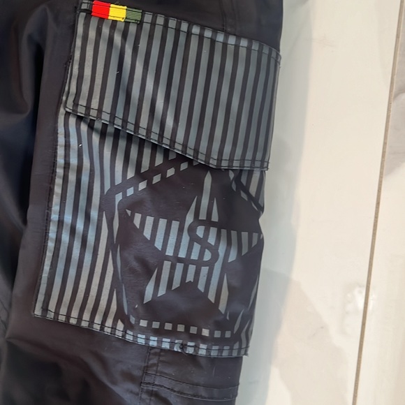 SESSIONS SKI OR SNOW 🏂BOARD PANTS Size MEDIUM LIKE NEW! Good looking 🏂pants🏂 - Picture 11 of 17